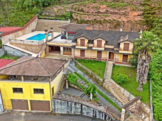 MORADIA com terraço, piscina, terreno 5 minutos de Penacova