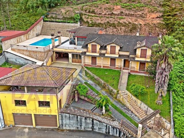 MORADIA com terraço, piscina, terreno 5 minutos de Penacova