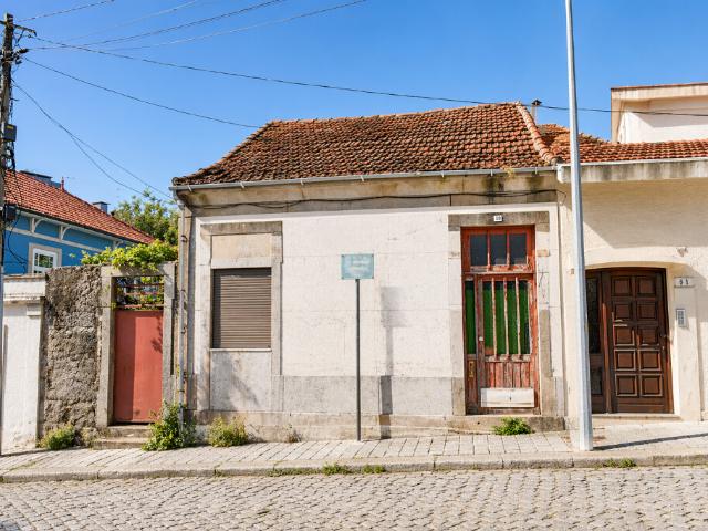 Moradia com terreno no Porto Junto à rua Costa Cabral