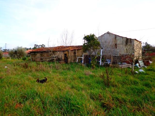 Moradia com Terreno a 5km da Praia da Leirosa