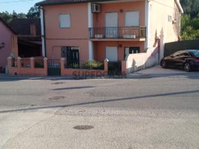 Moradia com terreno Amiais Santarem