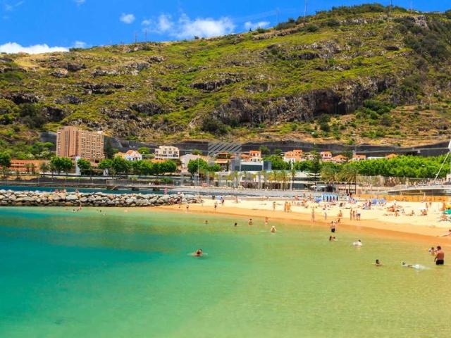 RESERVADO MORADIA COM TERRENO EM MACHICO