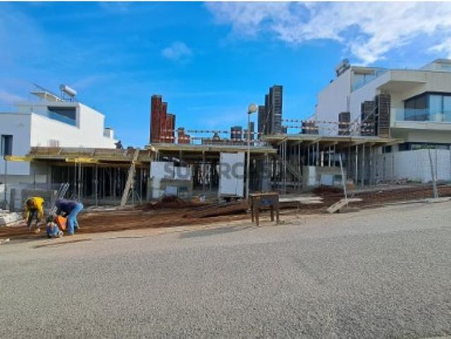 Moradia T3 Piscina e vista mar Lourinhã