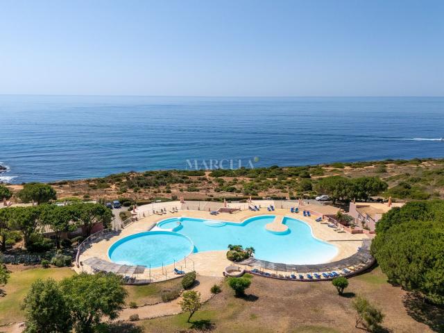 Moradia Com Vista Mar Deslumbrante Na Primeira Linha Do Atlâ. 103m² Lagos