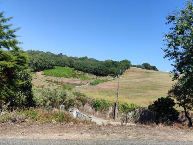 MORADIA COM VISTA PARA LAGO DA TAPADA DE MAFRA