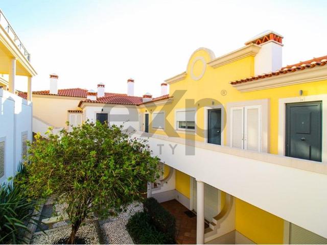 Moradia com vistas panorâmicas em Resort na Praia D´el Rey 142m² Amoreira