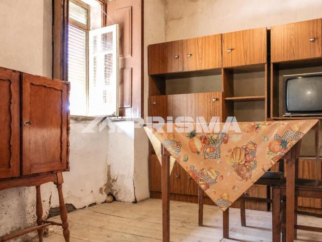 Moradia com Cave, Sótão e Logradouro para Venda em Cebolais. 52m² Escalos de Cebolais de Cima e Retaxo