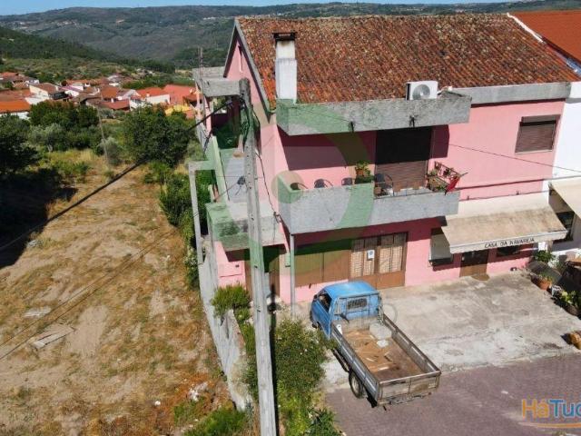Moradia com Espaço Comercial, Piscina e Churrasqueira ? Excelente Oportunidade em Rebordelo | 26084098346