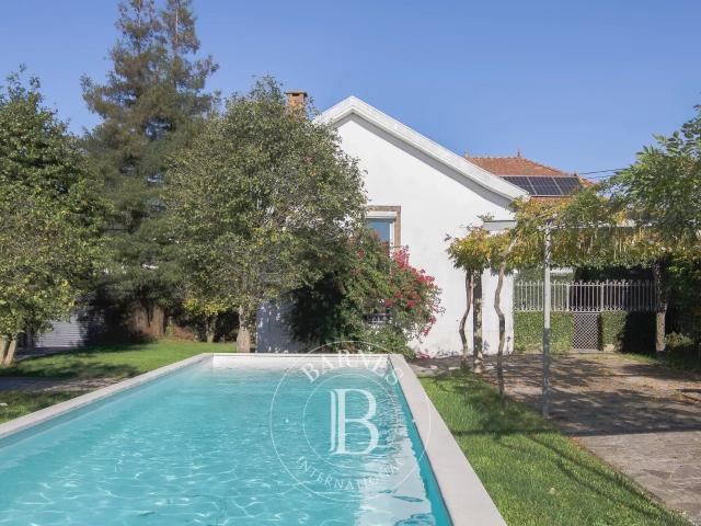 Moradia com Jardim e Piscina 212m² Milheirós