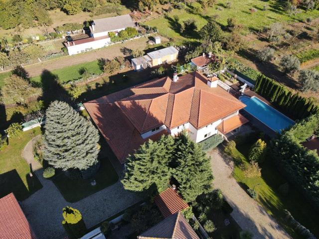 Moradia com piscina e jardim Viseu