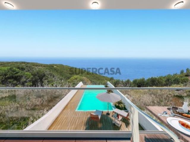 Moradia com Piscina e Vista Mar na Praia do Salgado Nazaré