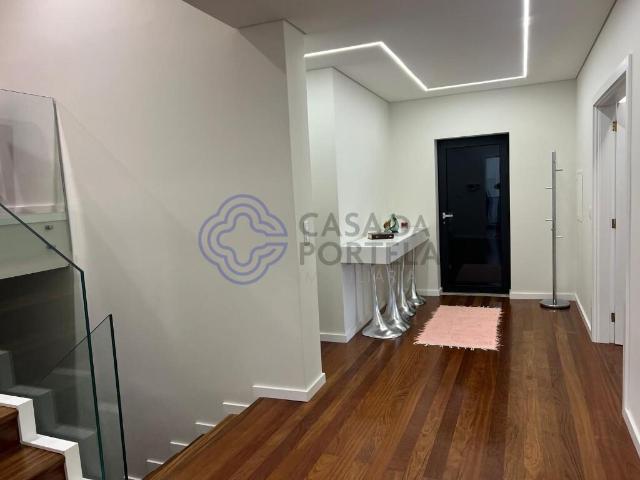 Moradia com piscina e vistas fantásticas 303m² Barcelos