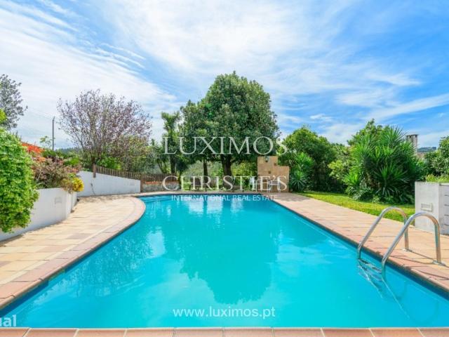 Moradia com piscina e vistas sobre o Douro, para venda, em Foz do Sous
