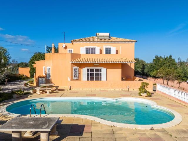 Apartamentos Novos com Piscina em Condomínio Privado – Gambelas, Faro, Algarve, Faro, Gambelas