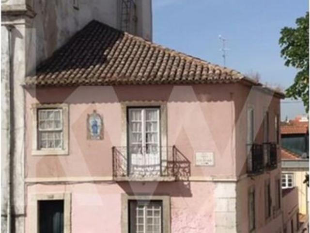 Moradia com projecto aprovado no bairro do Prncipe Real
