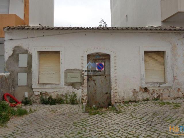 Moradia com Projeto Aprovado | S. Clemente | Loulé | 26064074748