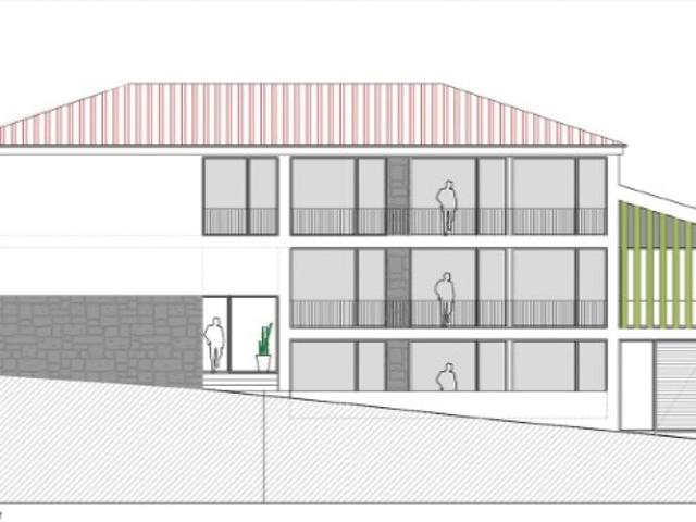 MORADIA COM PROJETO PARA 5 APARTAMENTOS
