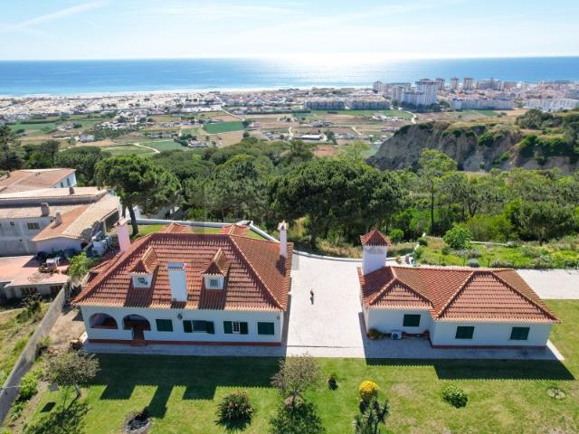 Moradia com soberba Vista Mar para Venda na Costa da Caparica, Almada