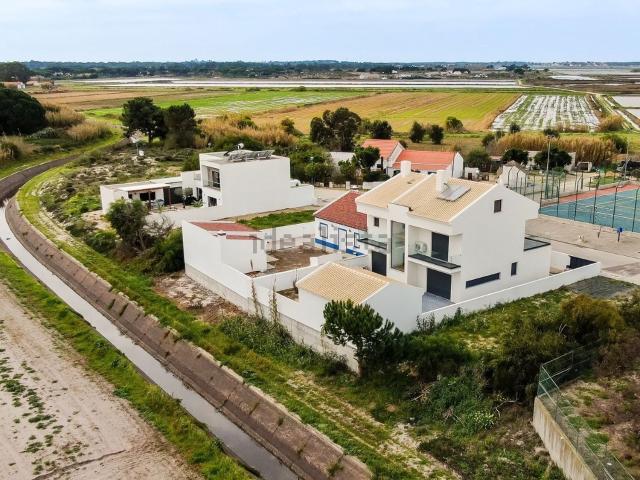 Moradia, Comporta