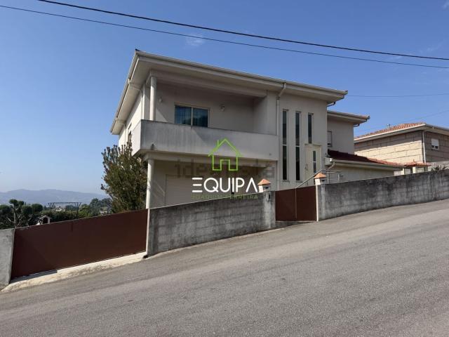 Moradia, Conde