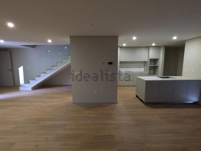 Moradia, Constance