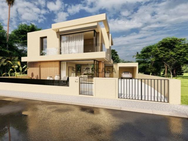 Moradia contemporânea com piscina e vista mar a 4 minutos da praia da Areia Branca