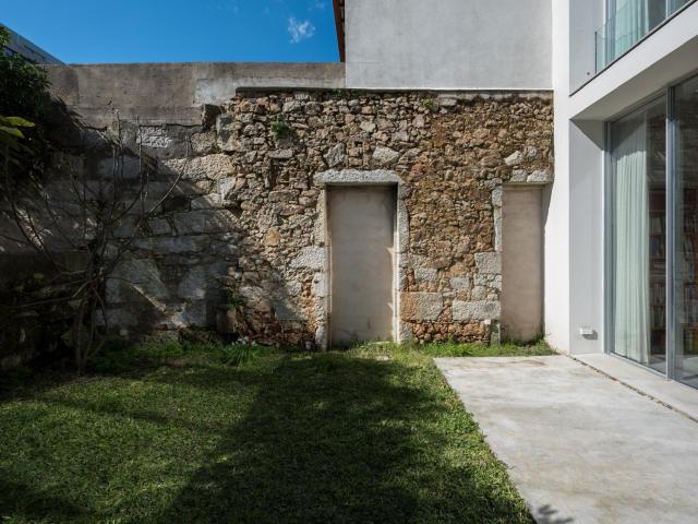 Moradia Contemporânea à Venda na Foz do Douro