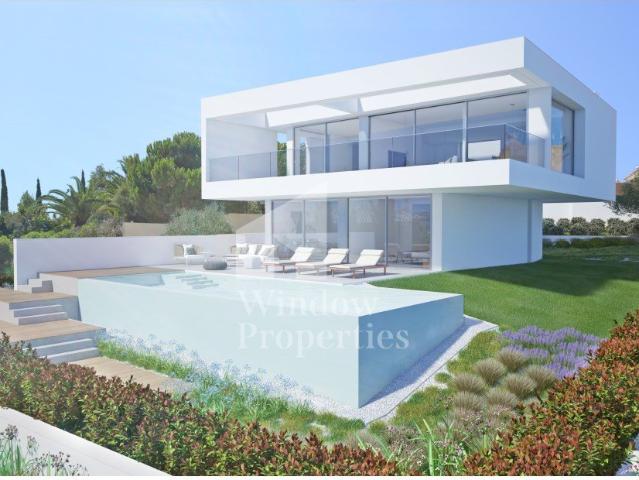 Moradia Contemporânea de Luxo, com Piscina e Vista Mar 295m² Luz