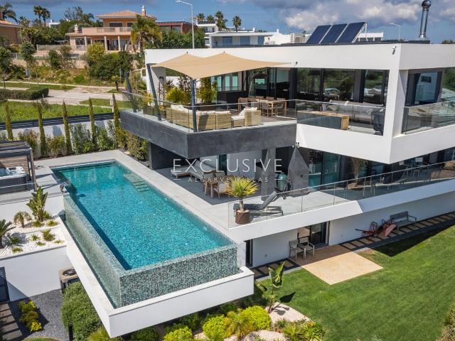 Moradia contemporânea de luxo com vista mar para venda em Po. 224m² Lagos Santa Maria