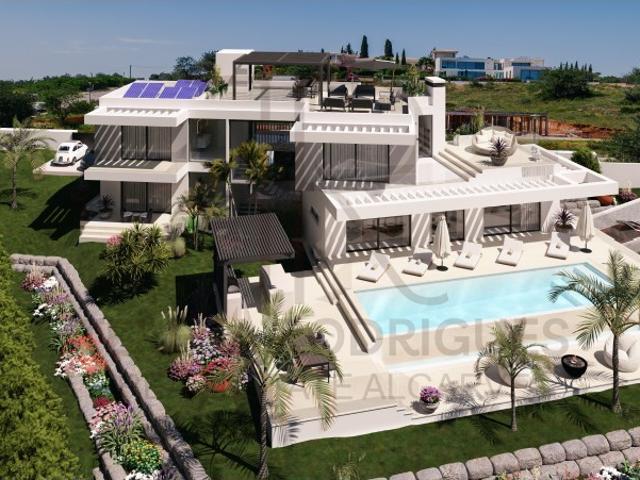Moradia Contemporânea T3 em Construção com Vista Golfe em Alcantarilha, Silves