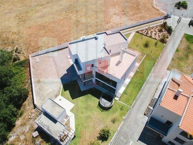 Moradia Contemporânea T5 | 26064089105