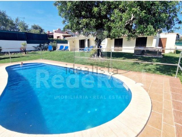 Moradia, Correeira, Albufeira e Olhos de Água