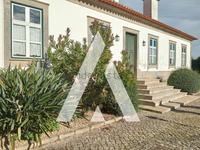 Moradia, Correlhã