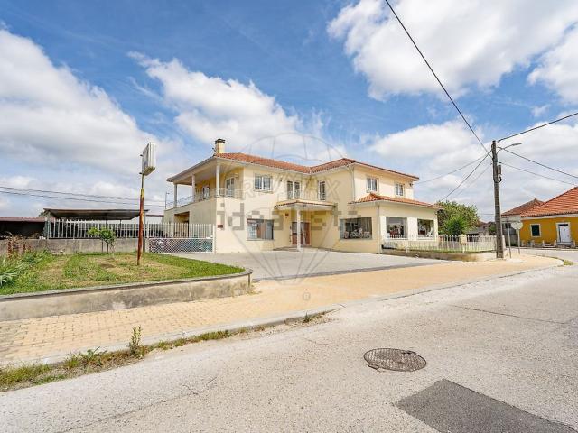 Moradia, Covões e Camarneira