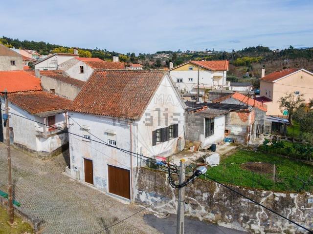 Moradia, Covas e Vila Nova de Oliveirinha