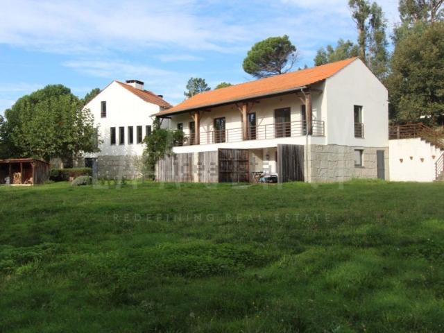 Moradia, Covas e Vila Nova de Oliveirinha