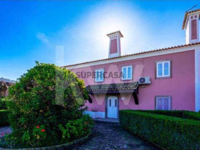 Investimento Imobiliário em Sintra: Condomínio de Moradias com Projeto Aprovado em 14.680 m²