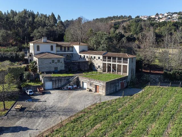 Moradia, Cruz