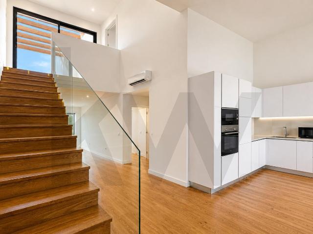 Moradia Duplex T2 Contemporânea