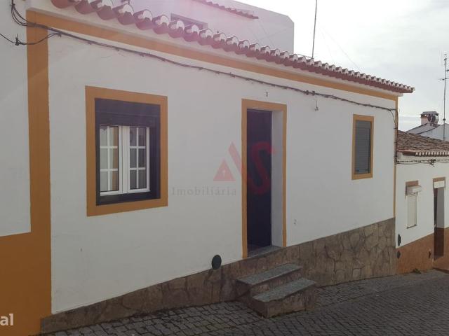 Moradia de bairro em Barrancos, Beja