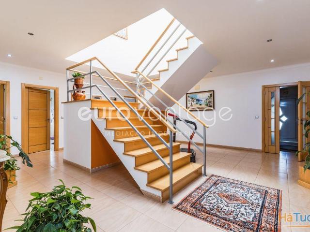 Moradia de Charme T4, Maceira Leiria | 26083930698