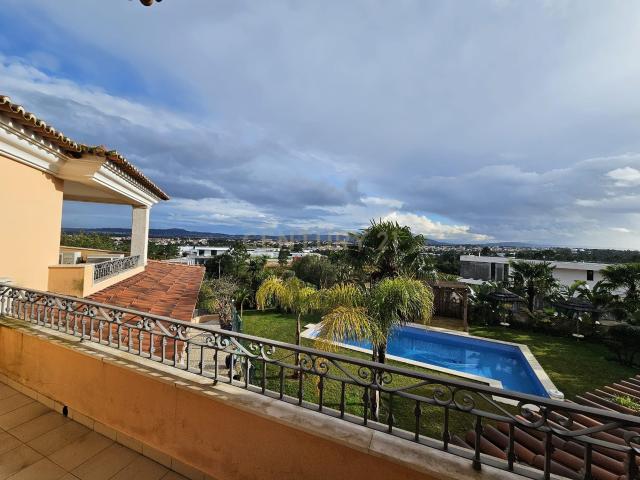 Moradia de Charme T5 em Vila Alegre com Vista PANORAMICA da SERRA DA ARRABIDA