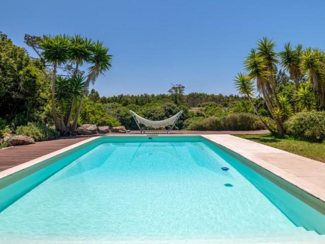 Moradia de charme com um belíssimo jardim e vistas amplas de. 275m² Reguengo grande