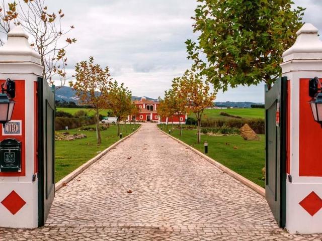 Moradia de charme com vista mar e serra, Sintra 640m² Sintra Santa Maria E São Miguel