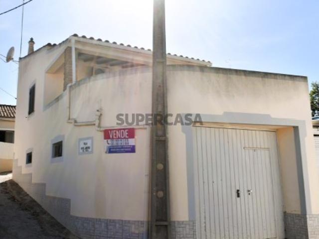 Moradia Geminada com Garagem em Amorosa, São Bartolomeu de Messines, Algarve