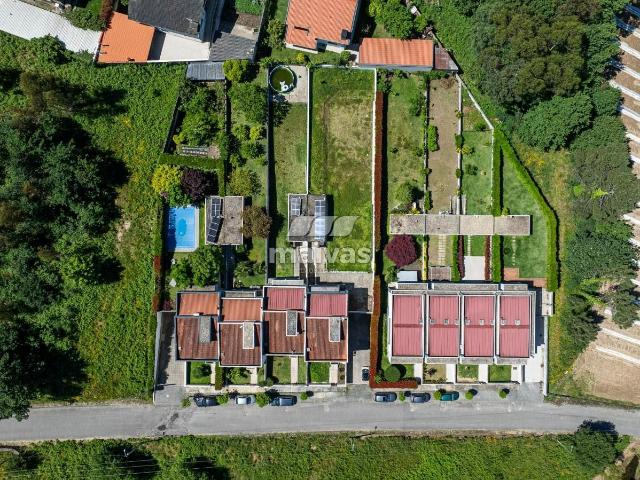 Moradia de gaveto, para venda, Vila Verde Lanhas