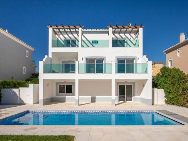 Moradia de Luxo com Vista Mar e Golfe Boavista Golf & Spa, Lagos
