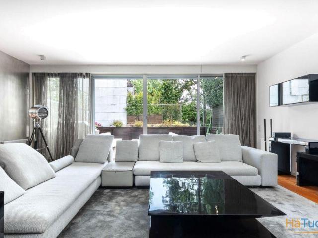 Moradia de Luxo com 4 Pisos com Spa Privativo | 26073900161