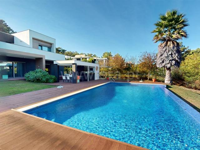 Moradia de luxo de design contemporâneo 6 quartos 475m² Charneca De Caparica