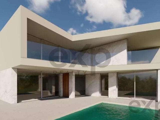 MORADIA DE LUXO EM CONSTRUÇÃO ALMANCIL. ALGARVE